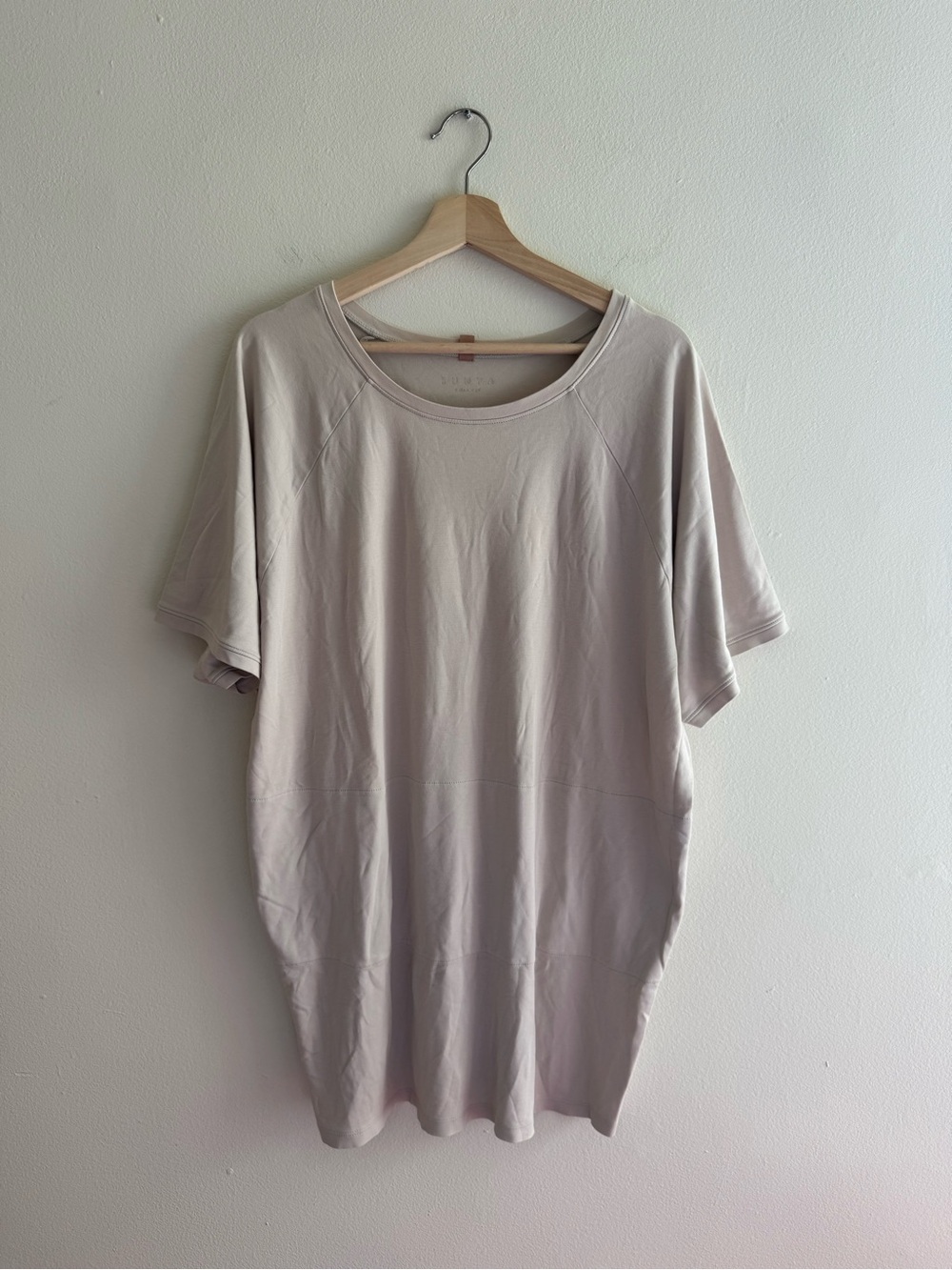Lunya sleep dress nightgown beige small pockets